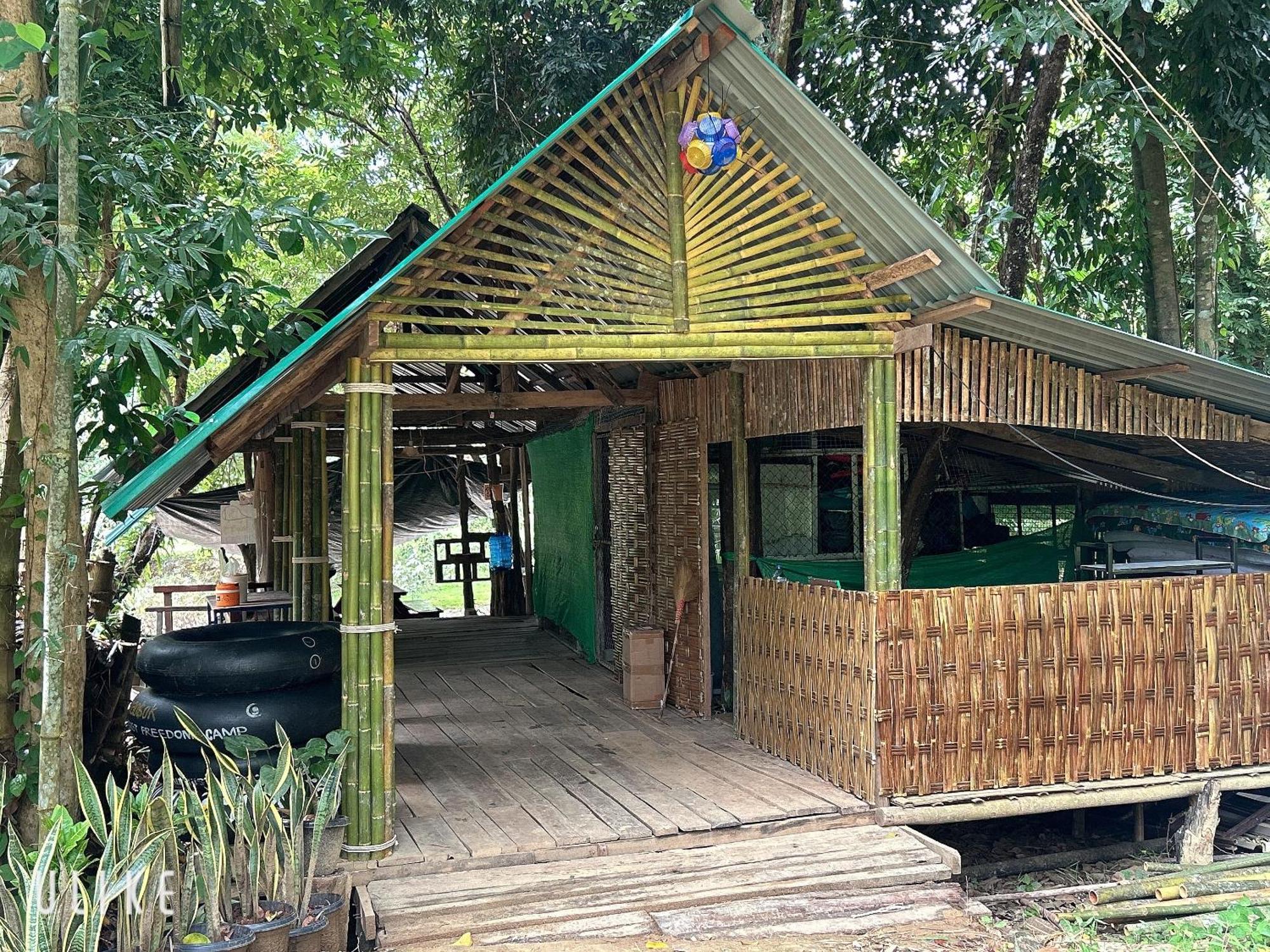 Khaosok August Freedom Camp Hotel Khao Sok National Park Luaran gambar